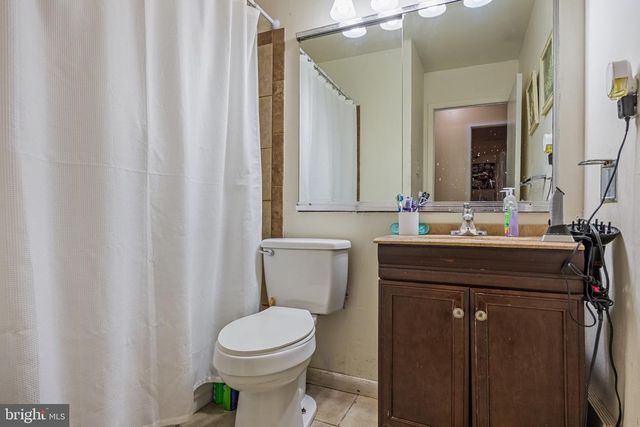 32 NIMITZ LN, Willingboro, NJ 08046