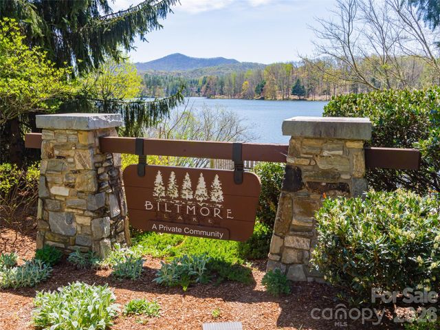 112 Mountain Drive, Biltmore Lake, NC 28715