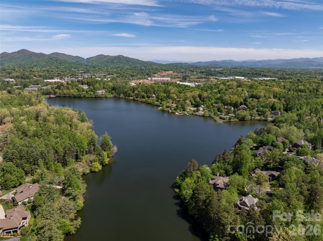 112 Mountain Drive, Biltmore Lake, NC 28715
