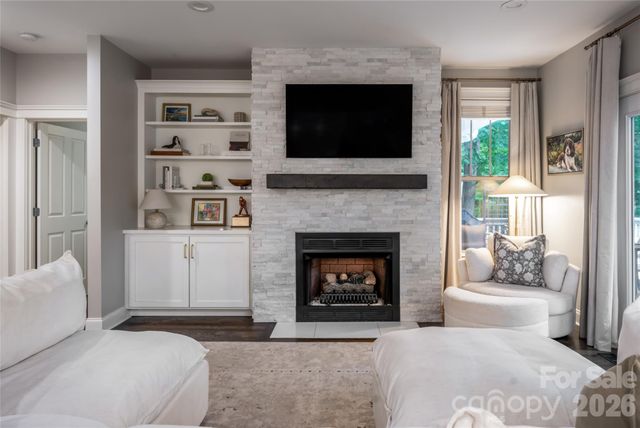 112 Mountain Drive, Biltmore Lake, NC 28715