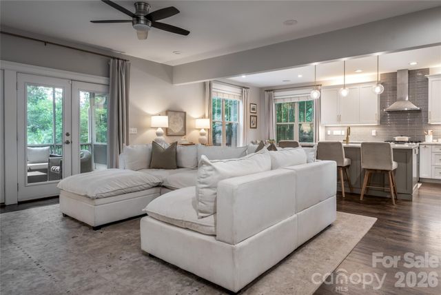 112 Mountain Drive, Biltmore Lake, NC 28715