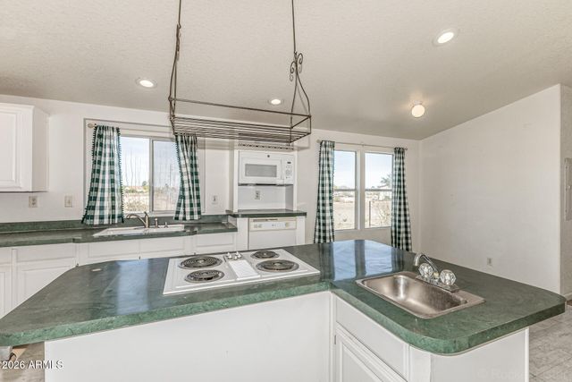 2934 N 333RD Avenue, Tonopah, AZ 85354