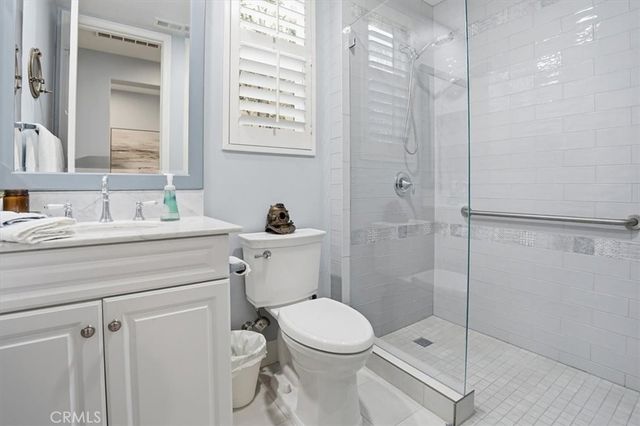 11 Silver Spruce Court, Lake Forest, CA 92630