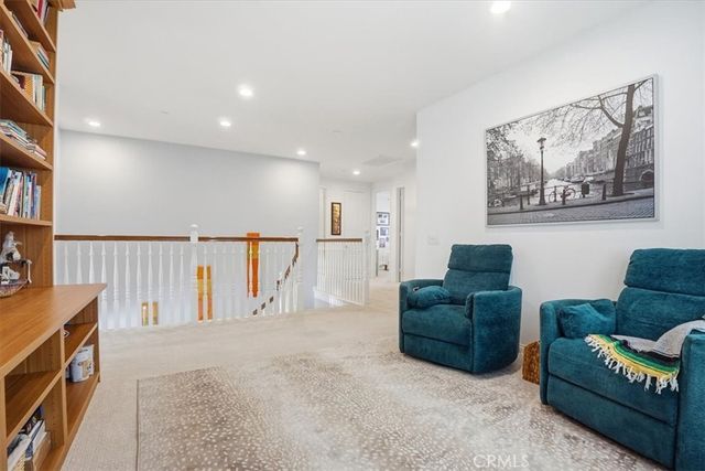 11 Silver Spruce Court, Lake Forest, CA 92630