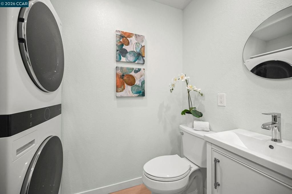 Image 19 of property listing at 476 Sycamore Cir, Danville, CA 94526