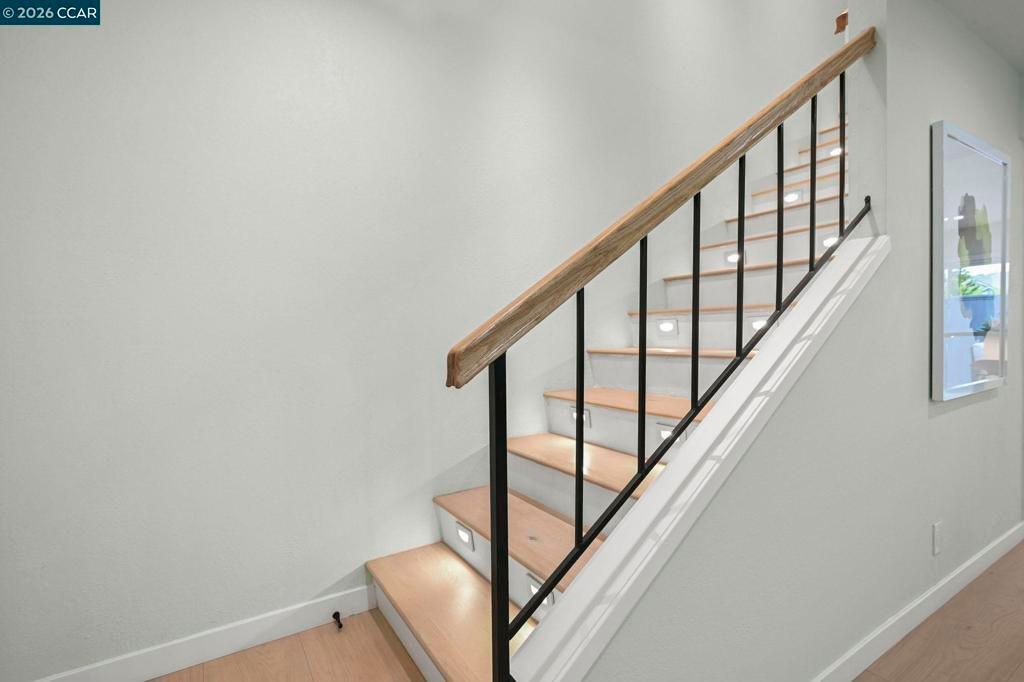 Image 20 of property listing at 476 Sycamore Cir, Danville, CA 94526