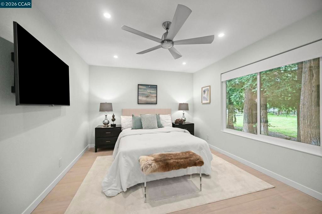 Image 21 of property listing at 476 Sycamore Cir, Danville, CA 94526
