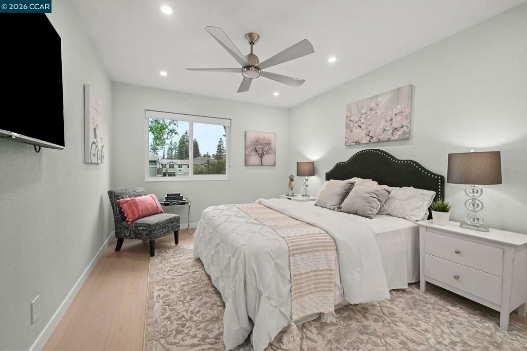 Image 25 of property listing at 476 Sycamore Cir, Danville, CA 94526