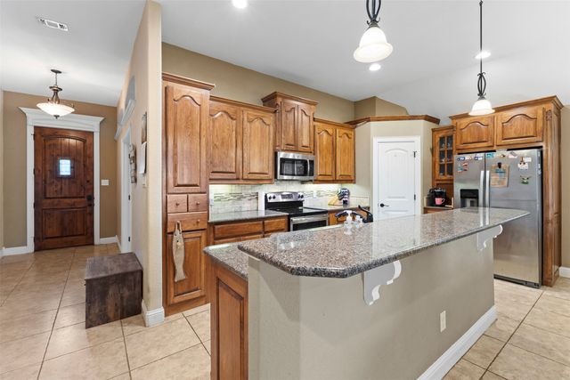204 Briarstone Drive, Alvarado, TX 76009