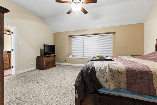 204 Briarstone Drive, Alvarado, TX 76009