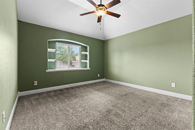 204 Briarstone Drive, Alvarado, TX 76009