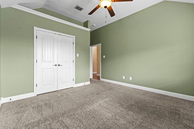 204 Briarstone Drive, Alvarado, TX 76009