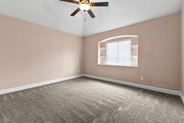 204 Briarstone Drive, Alvarado, TX 76009