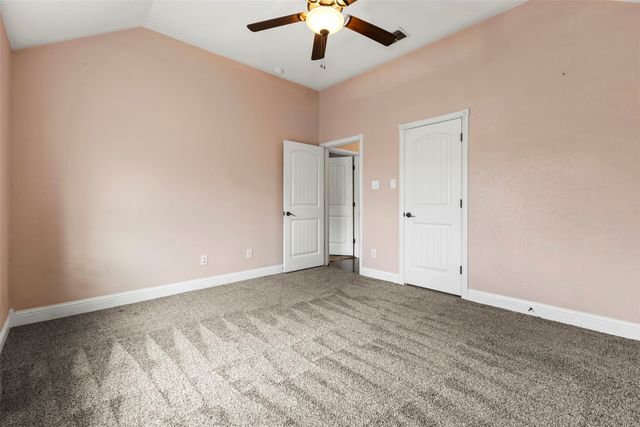 204 Briarstone Drive, Alvarado, TX 76009