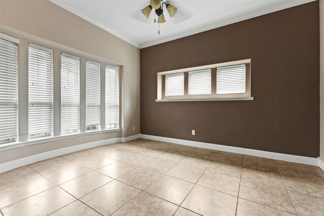 204 Briarstone Drive, Alvarado, TX 76009