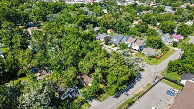 518 Veritas St, Nashville, TN 37211