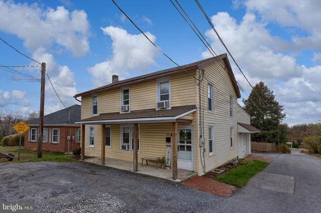 920 CHESTNUT ST, Akron, PA 17501
