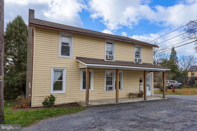 920 CHESTNUT ST, Akron, PA 17501