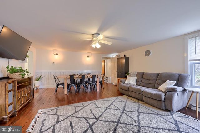 920 CHESTNUT ST, Akron, PA 17501