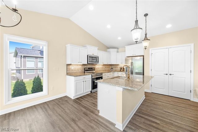 3367 Wicker Street NE, Canton, OH 44721