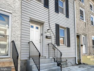 24 W FRONT ST, Bridgeport, PA 19405