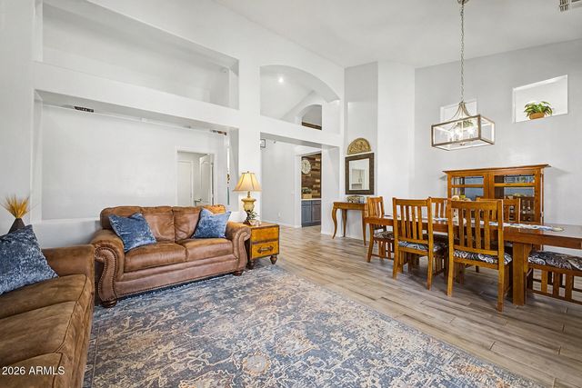 604 W GOLDFINCH Way, Chandler, AZ 85286