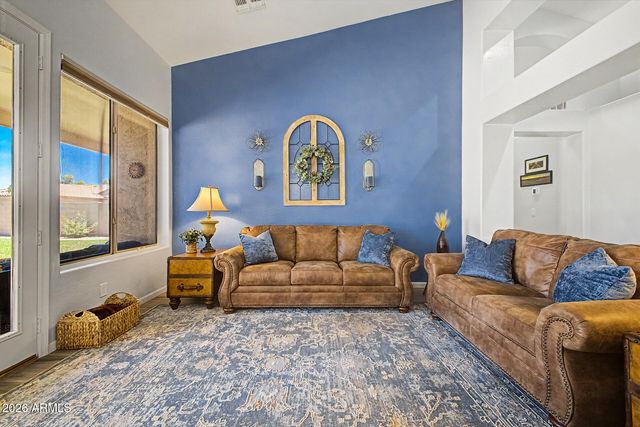604 W GOLDFINCH Way, Chandler, AZ 85286