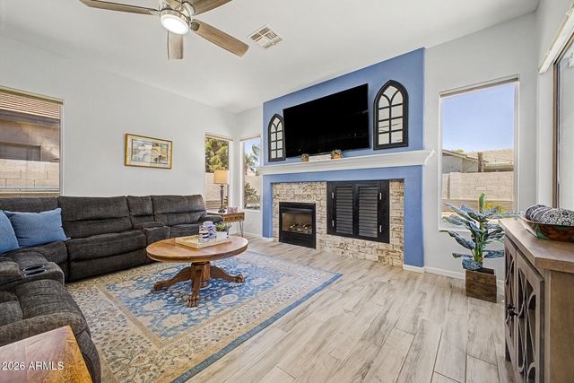 604 W GOLDFINCH Way, Chandler, AZ 85286