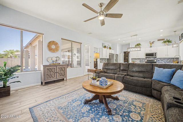 604 W GOLDFINCH Way, Chandler, AZ 85286