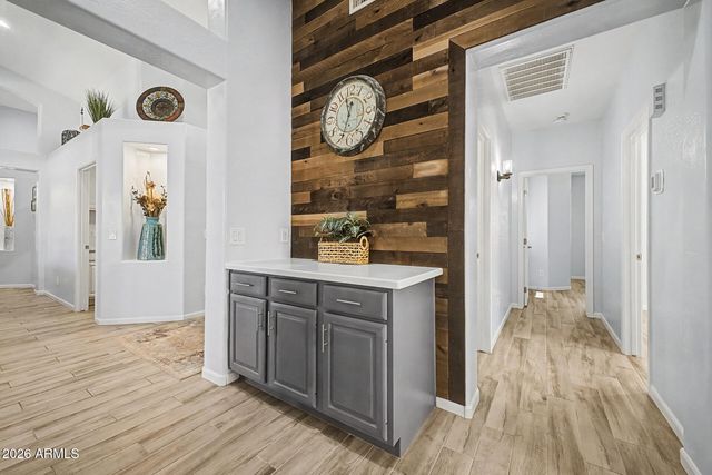 604 W GOLDFINCH Way, Chandler, AZ 85286