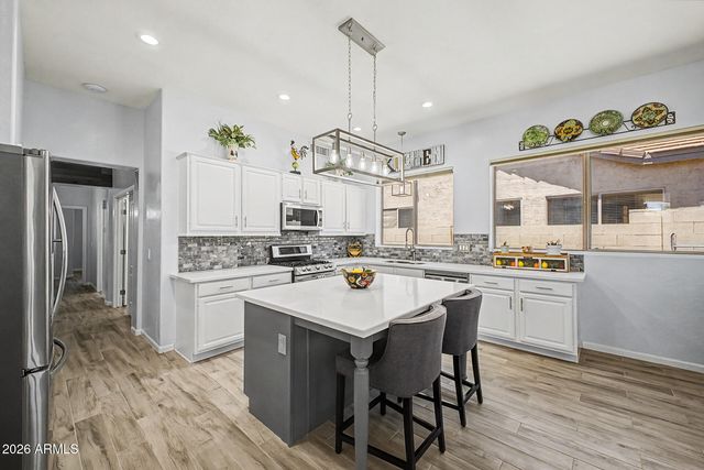 604 W GOLDFINCH Way, Chandler, AZ 85286