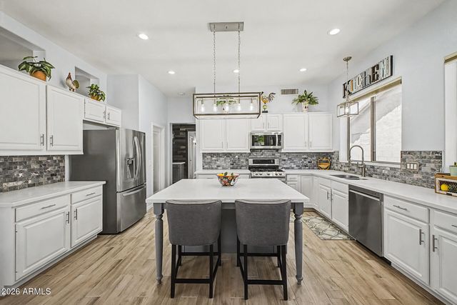 604 W GOLDFINCH Way, Chandler, AZ 85286
