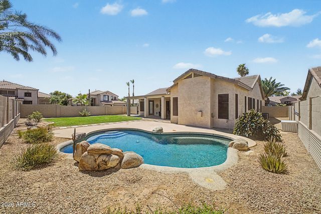 604 W GOLDFINCH Way, Chandler, AZ 85286
