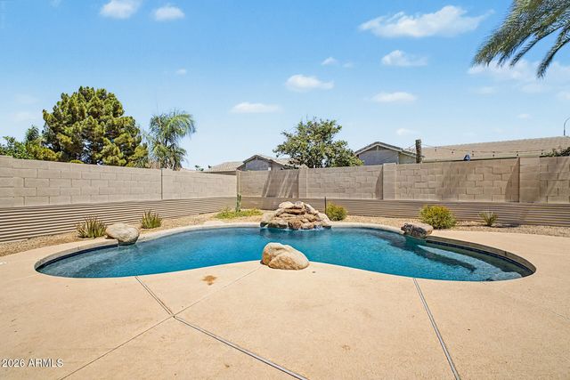 604 W GOLDFINCH Way, Chandler, AZ 85286