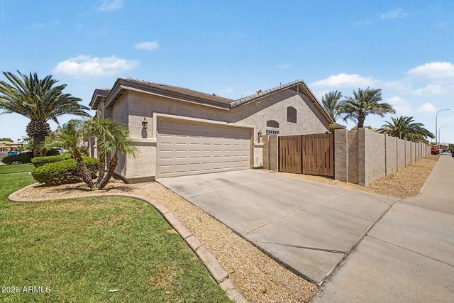 604 W GOLDFINCH Way, Chandler, AZ 85286