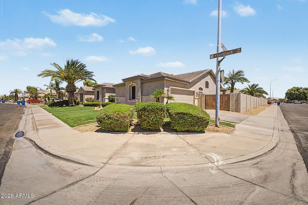 604 W GOLDFINCH Way, Chandler, AZ 85286 — photo 5