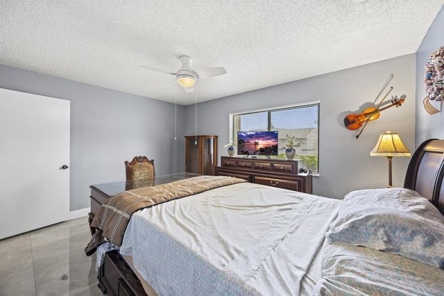 2640 Gately Drive W 1601, West Palm Beach, FL 33415