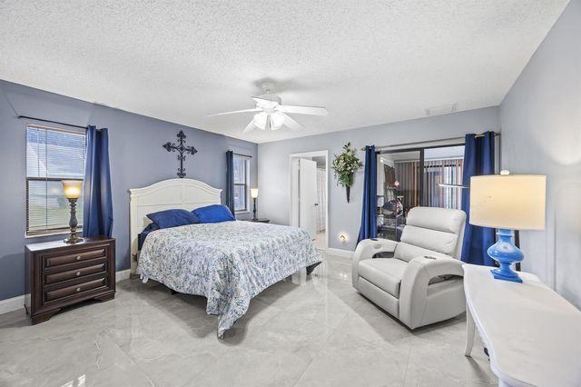 2640 Gately Drive W 1601, West Palm Beach, FL 33415