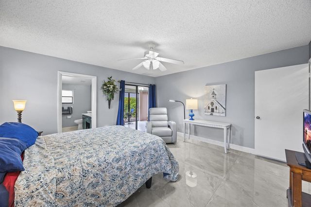 2640 Gately Drive W 1601, West Palm Beach, FL 33415