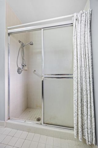 2640 Gately Drive W 1601, West Palm Beach, FL 33415