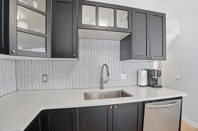 2580 Riverside Drive, Cincinnati, OH 45202