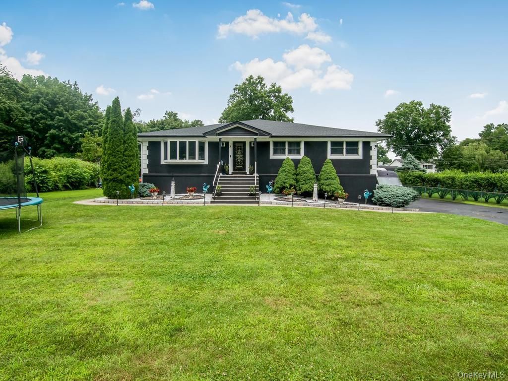 3 Quaker Road, New City, NY 10956