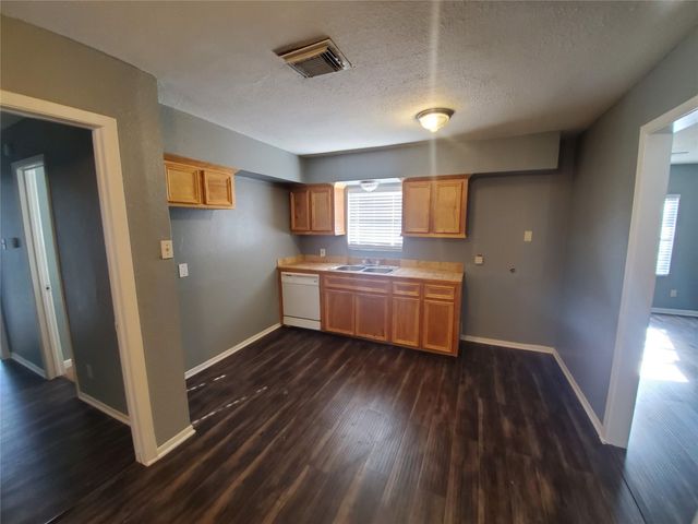 6114 Belmark Street, Houston, TX 77033