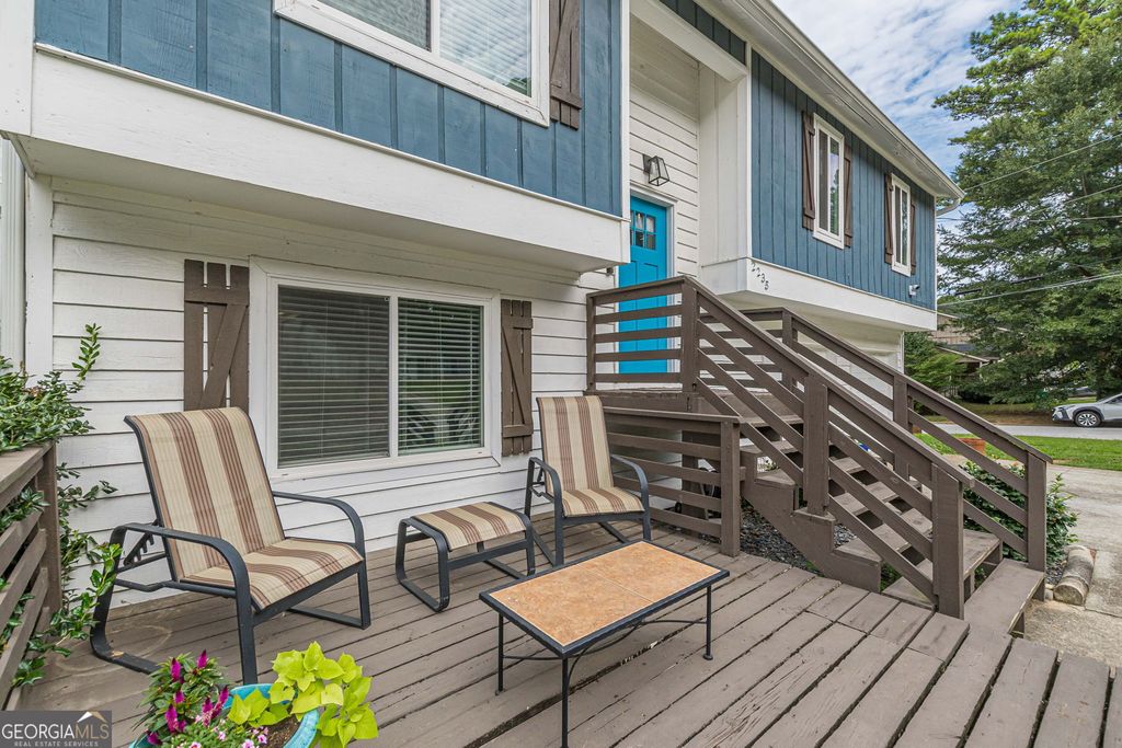 2235 Scarbrough Drive, Stone Mountain, GA 30088