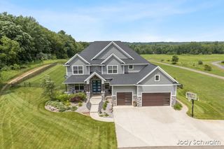 3619 12 Mile Road, Rockford, MI 49341