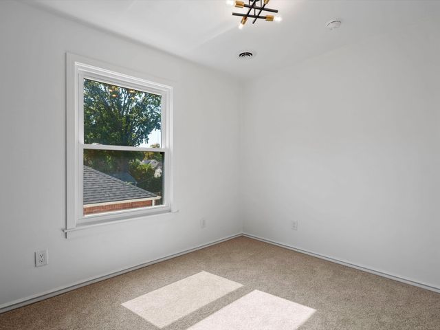 2519 Phillips Avenue, Berkley, MI 48072