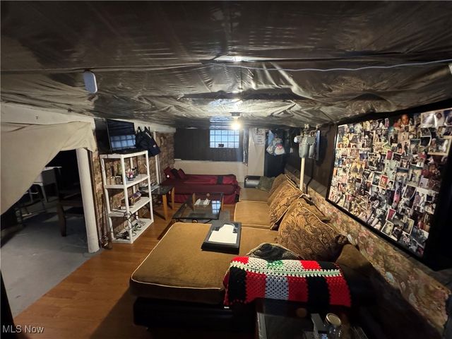 9617 Marah Avenue, Cleveland, OH 44104