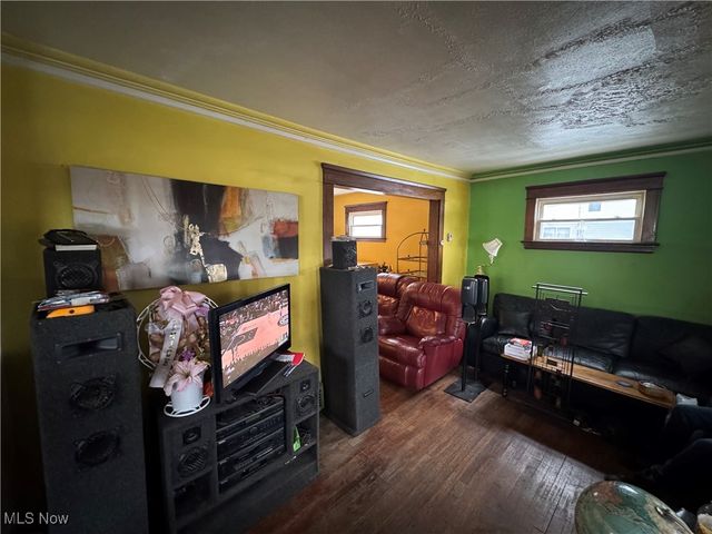 9617 Marah Avenue, Cleveland, OH 44104