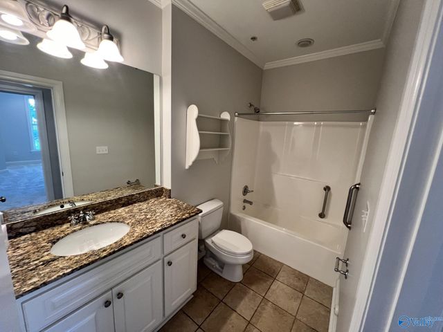 445 NW Providence Main Street 303, Huntsville, AL 35806