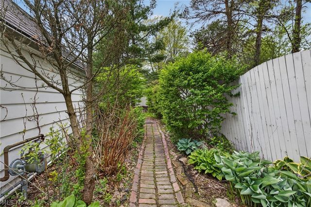 10650 Chillicothe Road, Kirtland, OH 44094